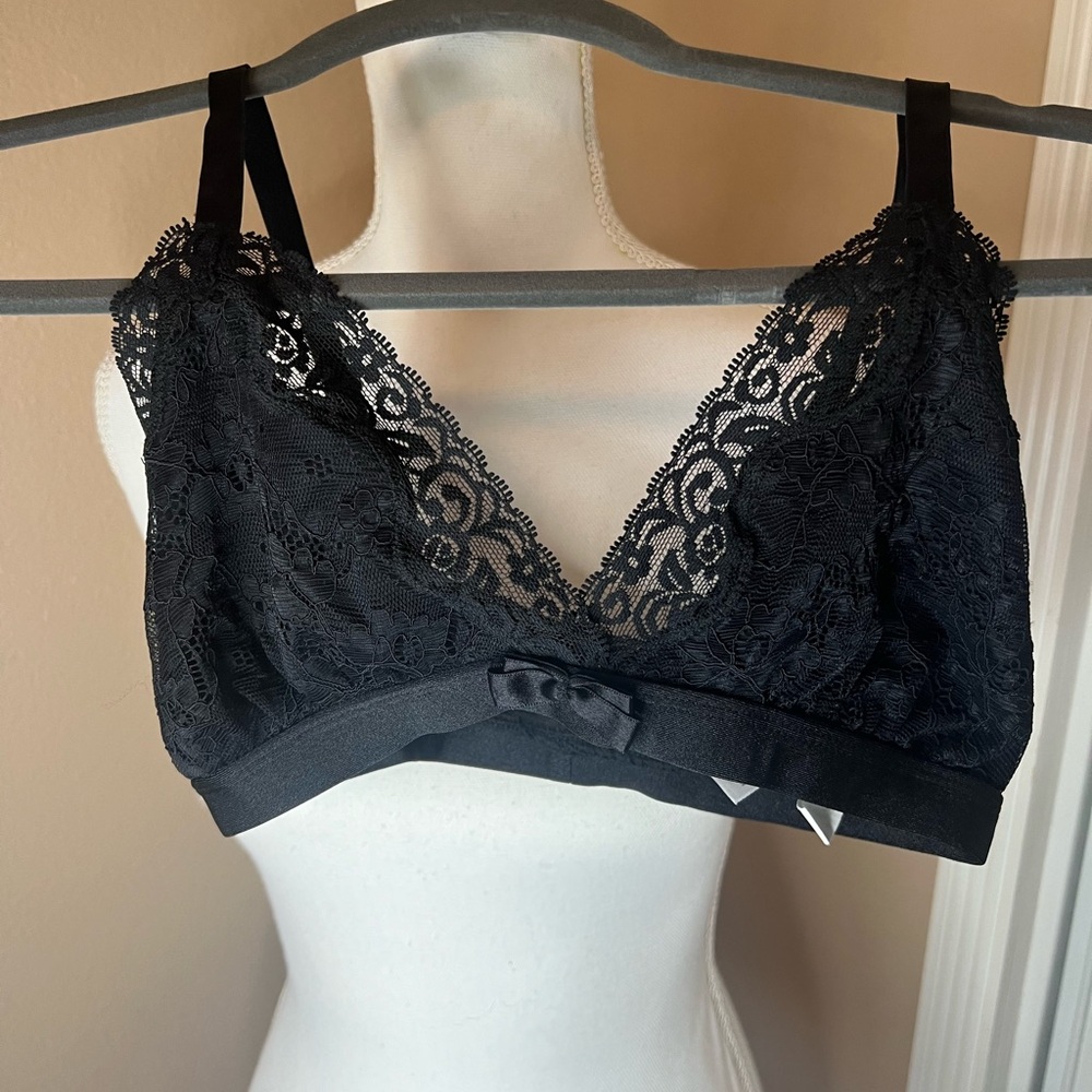Jessica Simpson Bralette.